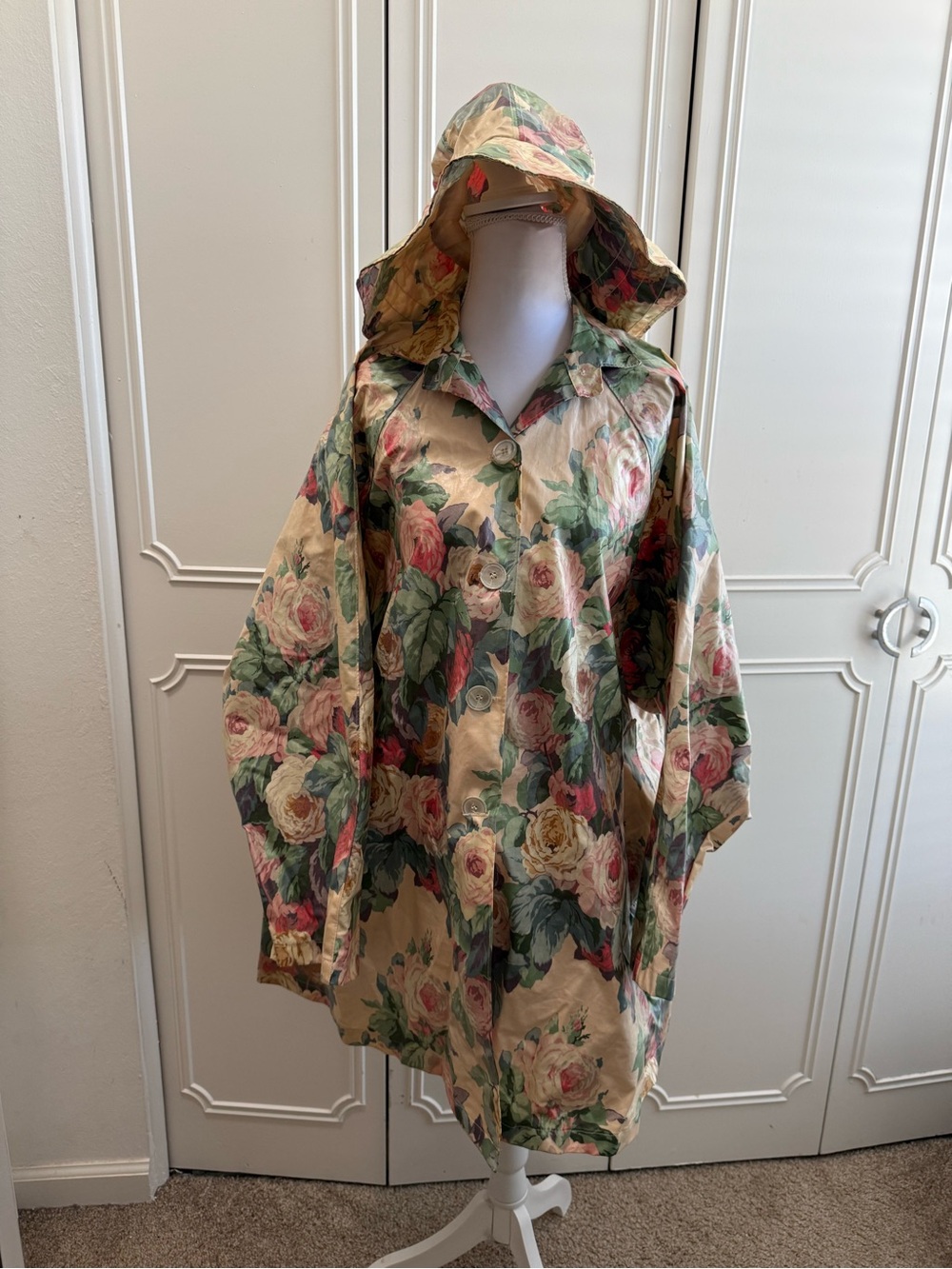 Vintage Floral Rose Raincoat Jacket with Matching Hat Set